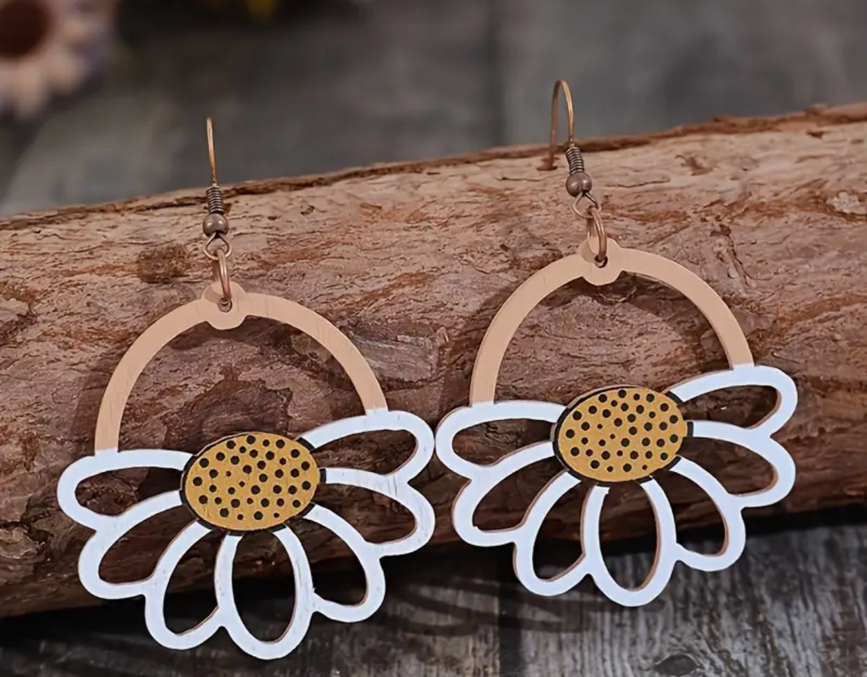 Artisan Crafted, Boho-Chic Daisy Cutout Wooden Earrings - Vintage Style, Perfect for Everyday & Vacation Wear